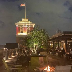 Meet your Posher, Annmarie